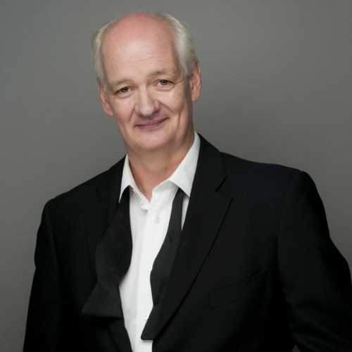 Colin Mochrie Bio Book for Speaking Engagements